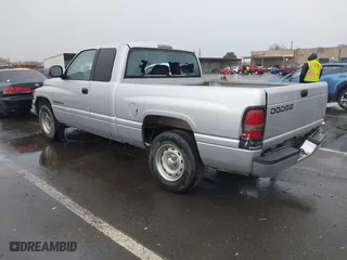 2001 Dodge Ram 1500 with VIN 1B7HC13Y51J559377, listed as a IAAI auction lot 41491299 with 192,046 mi miles. Bid and sale history available at carsss.com. Image 3.