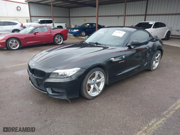 2016 BMW Z4 sDrive35i with VIN WBALM7C5XGJ799319, listed as a IAAI auction lot 41786542 with 73,906 mi miles. Bid and sale history available at carsss.com. Image 17.