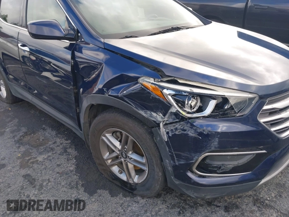 2017 Hyundai Santa Fe 2.4L z VIN 5XYZT3LB1HG489625, wystawiony jako IAAI lot #41784791 z przebiegiem 95 435 mil mil oraz . Historia ofert i sprzedaży dostępna na DreamBid. Obrazek 6.