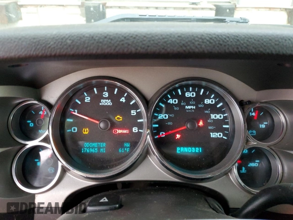 2011 Chevrolet Silverado 1500 LT with VIN 1GCRCSEA5BZ115798, listed as a Copart auction lot 80428204 with 176,965 mi miles and Salvage Title. Bid and sale history available at DreamBid. Image 9.