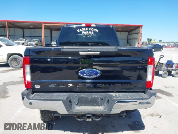 2018 Ford F-250 XL with VIN 1FT7W2BT3JEB65304, listed as a IAAI auction lot 42325685 with 172,771 mi miles and . Bid and sale history available at DreamBid. Image 16.