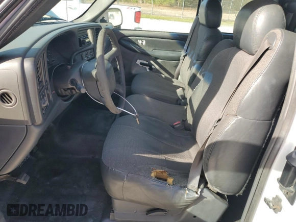 2000 Chevrolet Silverado 1500 with VIN 2GCEC19WXY1380555, listed as a Copart auction lot 41384365 with 244,927 mi miles and Clean Title. Bid and sale history available at DreamBid. Image 7.