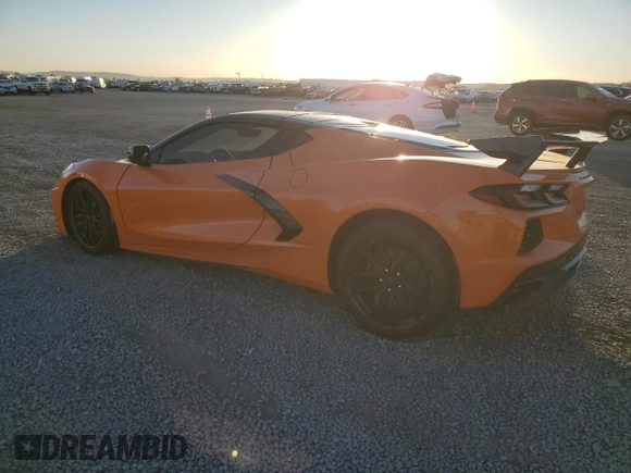 2024 Chevrolet Corvette 2LT z VIN 1G1YB2D43R5125766, wystawiony jako Copart lot #88470315 z przebiegiem Nie podano mil oraz Szkoda całkowita • Salvage title. Historia ofert i sprzedaży dostępna na DreamBid. Obrazek 2.