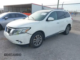 2014 Nissan Pathfinder S with VIN 5N1AR2MM7EC689345, listed as a IAAI auction lot 41868799 with 101,068 mi miles and . Bid and sale history available at DreamBid. Image 2.