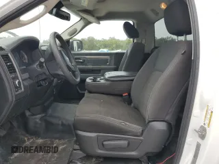 2020 Ram 1500 Tradesman z VIN 3C6JR6DT6LG144032, wystawiony jako Copart lot #76073334 z przebiegiem 73 342 mil mil oraz Nie do naprawy • Non repairable. Historia ofert i sprzedaży dostępna na DreamBid. Obrazek 7.