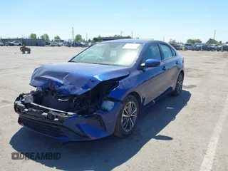 2022 Kia Forte LXS z VIN 3KPF24AD1NE454494, wystawiony jako IAAI lot #42077580 z przebiegiem 53 679 mil mil oraz . Historia ofert i sprzedaży dostępna na DreamBid. Obrazek 17.