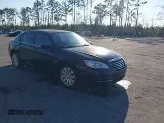 2014 Chrysler 200 LX with VIN 1C3CCBAG8EN149878, listed as a IAAI auction lot 41680490 with 236,453 mi miles. Bid and sale history available at carsss.com. Image 1.