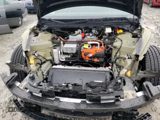 2024 Tesla Model 3 z VIN 5YJ3E1EA5RF748960, wystawiony jako Copart lot #83690834 z przebiegiem 2111 mil mil oraz Szkody całkowita. Historia ofert i sprzedaży dostępna na DreamBid. Obrazek 11.