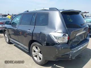 2013 Toyota Highlander Limited with VIN 5TDYK3EH2DS115747, listed as a IAAI auction lot 42460120 with 149,479 mi miles and . Bid and sale history available at DreamBid. Image 3.