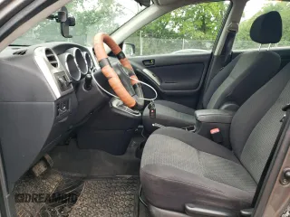 2006 Toyota Matrix STD z VIN 2T1KR32E16C555627, wystawiony jako Copart lot #59665945 z przebiegiem 208 724 mil mil oraz Czysty tytuł • Clean title. Historia ofert i sprzedaży dostępna na DreamBid. Obrazek 7.