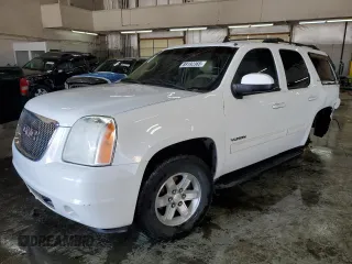 2011 GMC Yukon SLT with VIN 1GKS1CE06BR298945, listed as a Copart auction lot 89192365 with 158,017 mi miles and Salvage Title. Bid and sale history available at carsss.com. Image 1.
