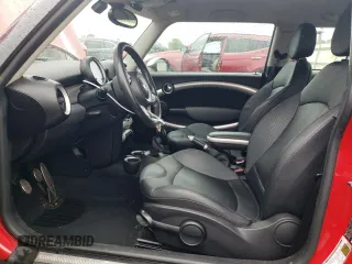 2008 MINI Hardtop S z VIN WMWMF73568TT92876, wystawiony jako Copart lot #59484895 z przebiegiem 86 490 mil mil oraz Czysty tytuł • Clean title. Historia ofert i sprzedaży dostępna na DreamBid. Obrazek 7.