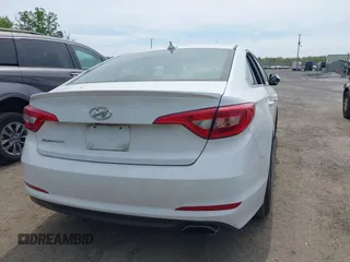 2017 Hyundai Sonata 2.4L z VIN 5NPE24AF8HH552970, wystawiony jako IAAI lot #42075452 z przebiegiem 116 714 mil mil oraz . Historia ofert i sprzedaży dostępna na DreamBid. Obrazek 15.