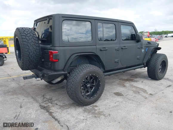 2018 Jeep Wrangler Unlimited Sport S with VIN 1C4HJXDG2JW228483, listed as a IAAI auction lot 41710364 with 56,970 mi miles. Bid and sale history available at carsss.com. Image 4.
