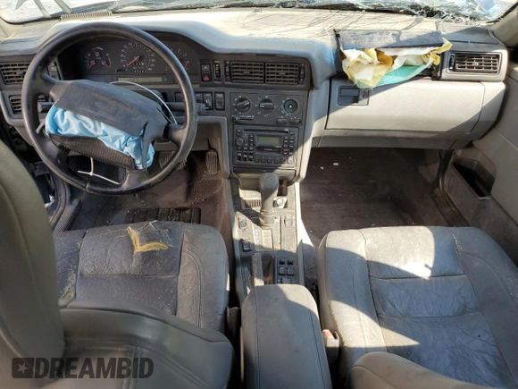 1997 Volvo 850 с VIN YV1LS5722V1374049, выставлен на аукционе Copart как лот 62758684 с пробегом 243 443 миль миль и Списание • Salvage title. История ставок и продаж доступна на DreamBid. Изображение 8.