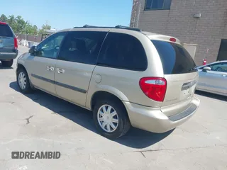2005 Chrysler Town & Country with VIN 1C4GP45R25B370709, listed as a IAAI auction lot 42034770 with 147,675 mi miles. Bid and sale history available at carsss.com. Image 3.