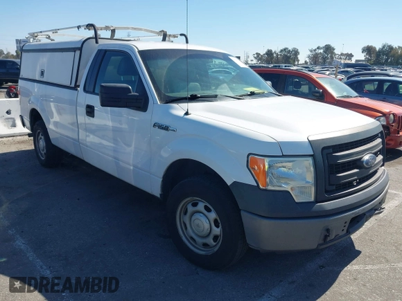 2014 Ford F-150 XL with VIN 1FTNF1CF5EKF62031, listed as a IAAI auction lot 41657632 with 216,689 mi miles and . Bid and sale history available at DreamBid. Image 1.