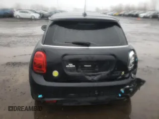 2023 MINI Hardtop Cooper SE z VIN WMW13DJ04P2U22804, wystawiony jako Copart lot #51372015 z przebiegiem 30 903 mil mil oraz Szkoda całkowita • Salvage title. Historia ofert i sprzedaży dostępna na DreamBid. Obrazek 6.