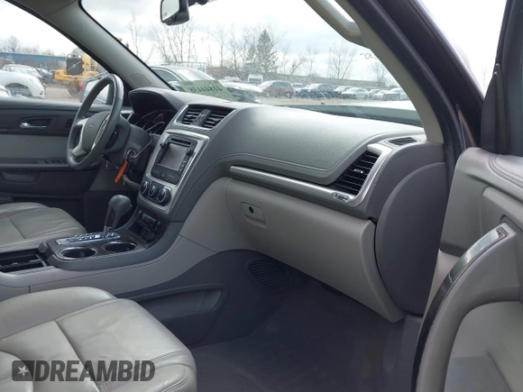 2015 GMC Acadia SLT with VIN 1GKKVRKDXFJ385556, listed as a IAAI auction lot 41844438 with 92,691 mi miles. Bid and sale history available at carsss.com. Image 5.