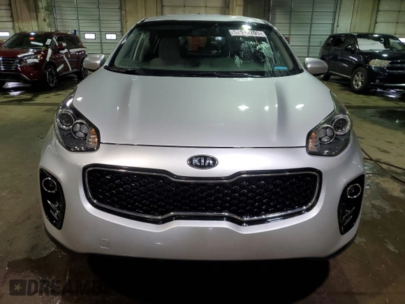 2018 Kia Sportage LX with VIN KNDPMCAC7J7490202, listed as a Copart auction lot 52171705 with 84,693 mi miles and Clean Title. Bid and sale history available at carsss.com. Image 5.