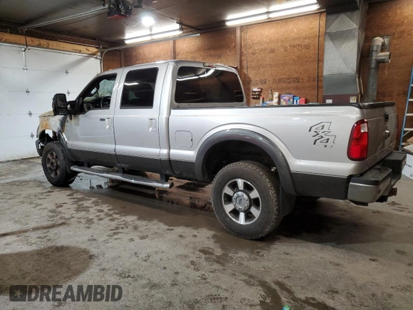 2016 Ford F-350 Platinum z VIN 1FT7W3B68GEB12266, wystawiony jako Copart lot #85474984 z przebiegiem Nie podano mil oraz Szkoda całkowita • Salvage title. Historia ofert i sprzedaży dostępna na DreamBid. Obrazek 2.
