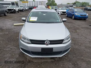 2013 Volkswagen Jetta SE with VIN 3VWDP7AJ0DM363220, listed as a IAAI auction lot 42245043 with 165,498 mi miles and . Bid and sale history available at DreamBid. Image 12.