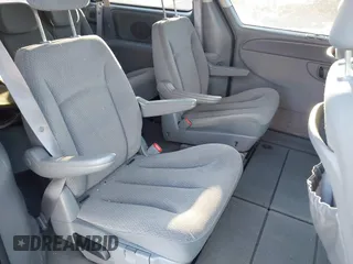 2007 Chrysler Town & Country LWB LX with VIN 2A4GP44R77R285395, listed as a IAAI auction lot 41977829 with 135,620 mi miles. Bid and sale history available at carsss.com. Image 8.