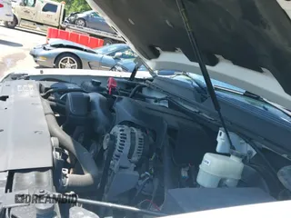 2014 Chevrolet Tahoe LS with VIN 1GNSKAE01ER137749, listed as a IAAI auction lot 42896591 with 148,499 mi miles and . Bid and sale history available at DreamBid. Image 21.