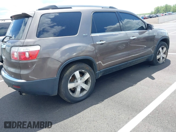 2011 GMC Acadia SLT1 with VIN 1GKKRREDXBJ181589, listed as a IAAI auction lot 42019880 with 206,854 mi miles. Bid and sale history available at carsss.com. Image 4.