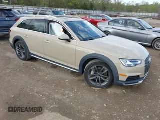 2018 Audi A4 allroad Premium Plus with VIN WA18NAF49JA196384, listed as a IAAI auction lot 42018113 with 100,411 mi miles. Bid and sale history available at carsss.com. Image 1.