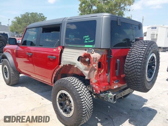 2024 Ford Bronco Badlands with VIN 1FMEE9BP0RLA41564, listed as a IAAI auction lot 42069579 with 3,681 mi miles and . Bid and sale history available at DreamBid. Image 6.