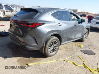 2024 Lexus NX 350h Premium z VIN 2T2GKCEZ4RC023717, wystawiony jako IAAI lot #41667789 z przebiegiem Nie podano mil oraz . Historia ofert i sprzedaży dostępna na DreamBid. Obrazek 4.