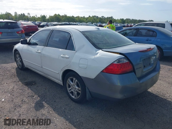 2007 Honda Accord EX с VIN 1HGCM56777A092507, выставлен на аукционе IAAI как лот 39059793 с пробегом 177 396 миль миль и . История ставок и продаж доступна на DreamBid. Изображение 3.