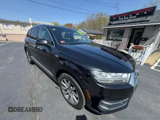 2017 Audi Q7 Premium Plus z VIN WA1LAAF75HD025575, wystawiony jako Copart lot #55443465 z przebiegiem 162 389 mil mil oraz Czysty tytuł • Clean title. Historia ofert i sprzedaży dostępna na DreamBid. Obrazek 4.