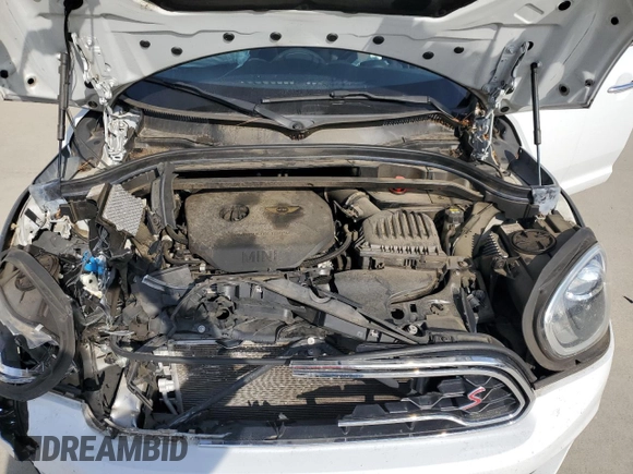 2018 MINI Countryman Cooper S with VIN WMZYT3C39J3E00076, listed as a Copart auction lot 82744654 with 96,632 mi miles and Salvage Title. Bid and sale history available at carsss.com. Image 12.