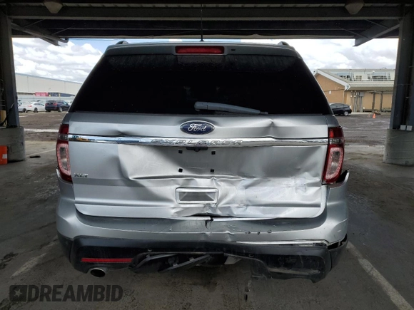 2012 Ford Explorer XLT z VIN 1FMHK7D85CGA41947, wystawiony jako Copart lot #55871925 z przebiegiem 119 152 mil mil oraz Szkoda całkowita • Salvage title. Historia ofert i sprzedaży dostępna na DreamBid. Obrazek 6.