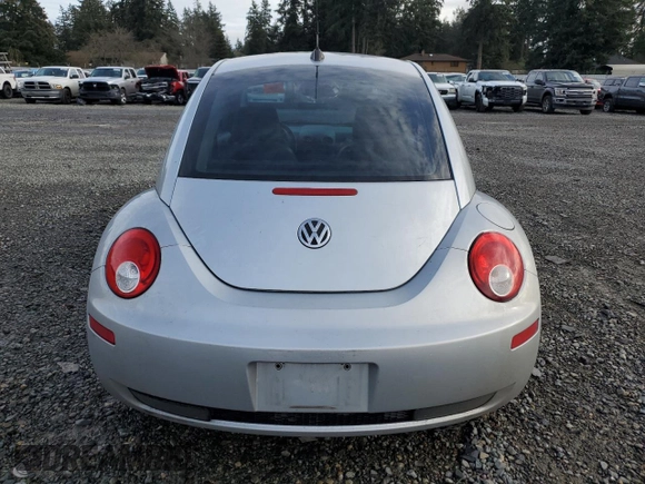 2008 Volkswagen New Beetle Coupe S with VIN 3VWRW31C98M510546, listed as a Copart auction lot 85232744 with 133,264 mi miles and Salvage Title. Bid and sale history available at carsss.com. Image 6.