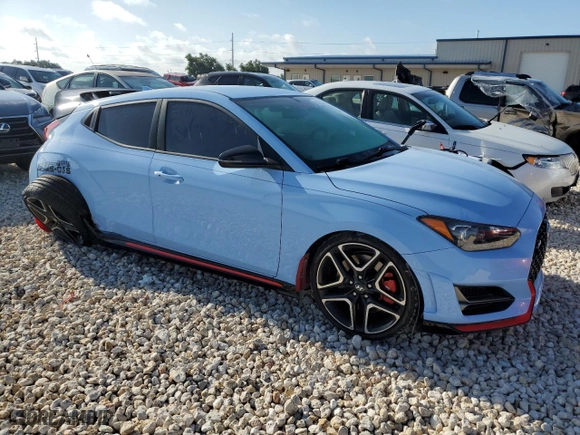 2019 Hyundai Veloster N with VIN KMHT36AH0KU001698, listed as a Copart auction lot 63129924 with 33,562 mi miles and Salvage Title. Bid and sale history available at carsss.com. Image 4.