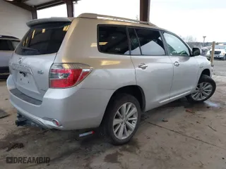 2009 Toyota Highlander Hybrid Limited with VIN JTEEW44A392030847, listed as a IAAI auction lot 41611306 with 137,874 mi miles. Bid and sale history available at carsss.com. Image 4.