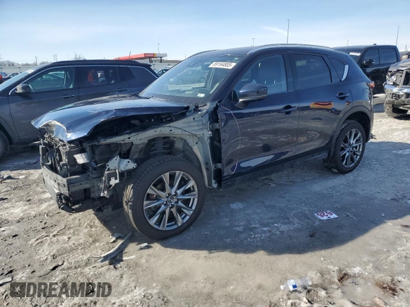 2021 Mazda CX-5 Signature with VIN JM3KFBEY0M0410019, listed as a Copart auction lot 89194805 with 41,489 mi miles and Salvage Title. Bid and sale history available at carsss.com. Image 1.