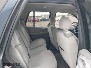 2009 Chevrolet TrailBlazer LT w/1LT with VIN 1GNDS33S992128577, listed as a IAAI auction lot 41912581 with 194,579 mi miles. Bid and sale history available at carsss.com. Image 8.