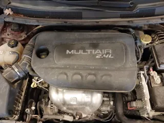 2015 Chrysler 200 S with VIN 1C3CCCBB7FN730122, listed as a IAAI auction lot 41954781 with 133,829 mi miles. Bid and sale history available at carsss.com. Image 10.