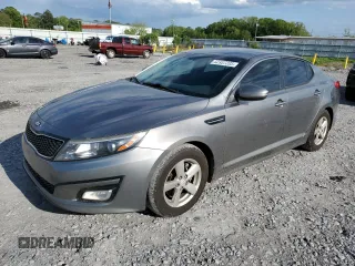 2015 Kia Optima LX z VIN 5XXGM4A77FG501562, wystawiony jako Copart lot #52937205 z przebiegiem 172 328 mil mil oraz Szkoda całkowita • Salvage title. Historia ofert i sprzedaży dostępna na DreamBid. Obrazek 1.
