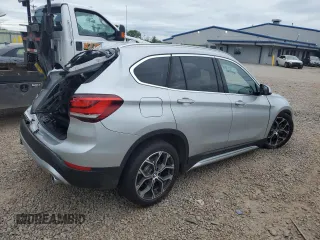 2020 BMW X1 xDrive28i с VIN WBXJG9C03L5P43018, выставлен на аукционе Copart как лот 61079135 с пробегом 45 750 миль миль и Списание • Salvage title. История ставок и продаж доступна на DreamBid. Изображение 3.