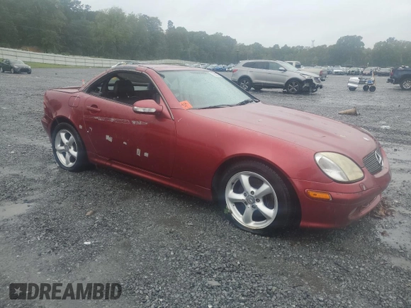2001 Mercedes-Benz SLK-Class with VIN WDBKK65F61F207122, listed as a Copart auction lot 72325794 with 30,140 mi miles and Clean Title. Bid and sale history available at carsss.com. Image 4.