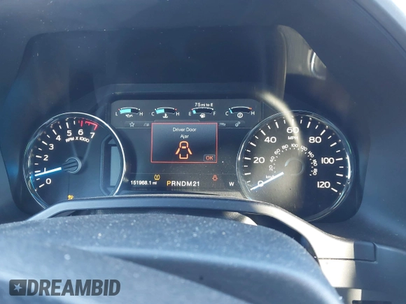 2015 Ford F-150 XLT with VIN 1FTEW1EG6FFB87220, listed as a IAAI auction lot 41246855 with 151,968 mi miles. Bid and sale history available at carsss.com. Image 7.