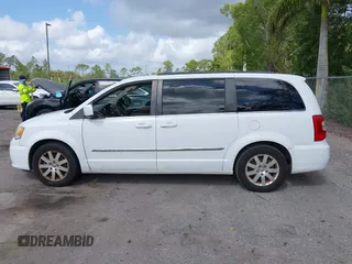2016 Chrysler Town & Country Touring with VIN 2C4RC1BG8GR293872, listed as a IAAI auction lot 41948314 with 194,780 mi miles. Bid and sale history available at carsss.com. Image 14.