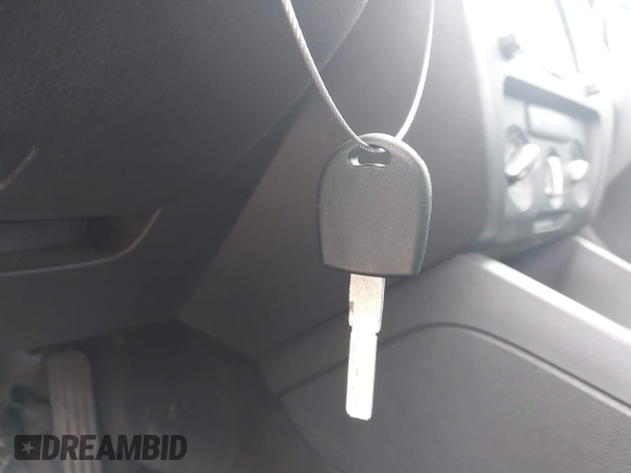 2013 Volkswagen Jetta SE z VIN 3VWDP7AJ0DM365243, wystawiony jako IAAI lot #42400011 z przebiegiem 191 746 mil mil oraz . Historia ofert i sprzedaży dostępna na DreamBid. Obrazek 11.