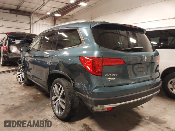 2016 Honda Pilot Elite with VIN 5FNYF6H09GB085621, listed as a IAAI auction lot 41788911 with 137,199 mi miles. Bid and sale history available at carsss.com. Image 3.