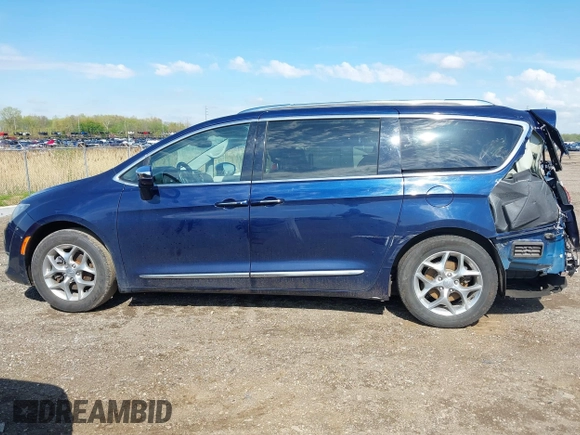 2019 Chrysler Pacifica Limited z VIN 2C4RC1GG2KR655440, wystawiony jako IAAI lot #42173998 z przebiegiem 109 509 mil mil oraz . Historia ofert i sprzedaży dostępna na DreamBid. Obrazek 14.